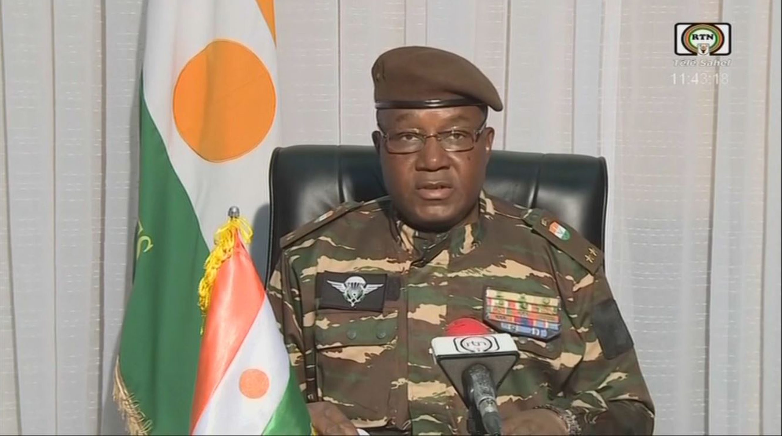 General declares himself Niger’s leader