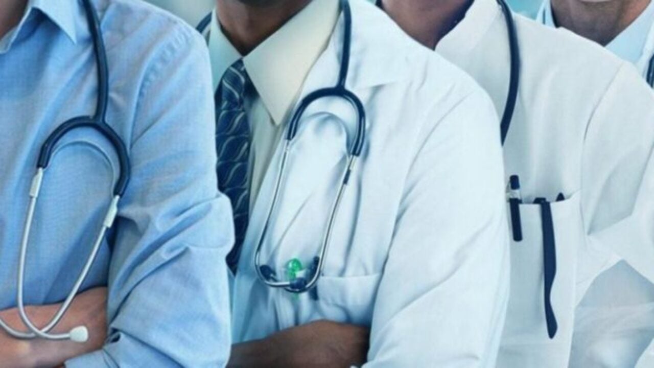 Nigerian doctors begin indefinite nationwide strike over pay