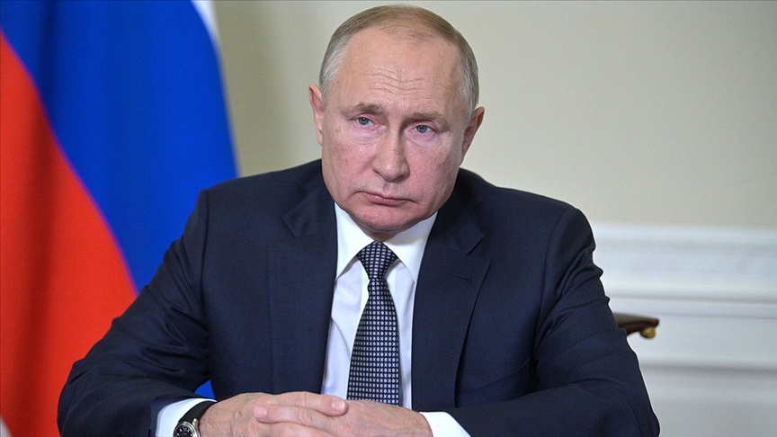 Putin says Ukraine failed to breach Russian defences