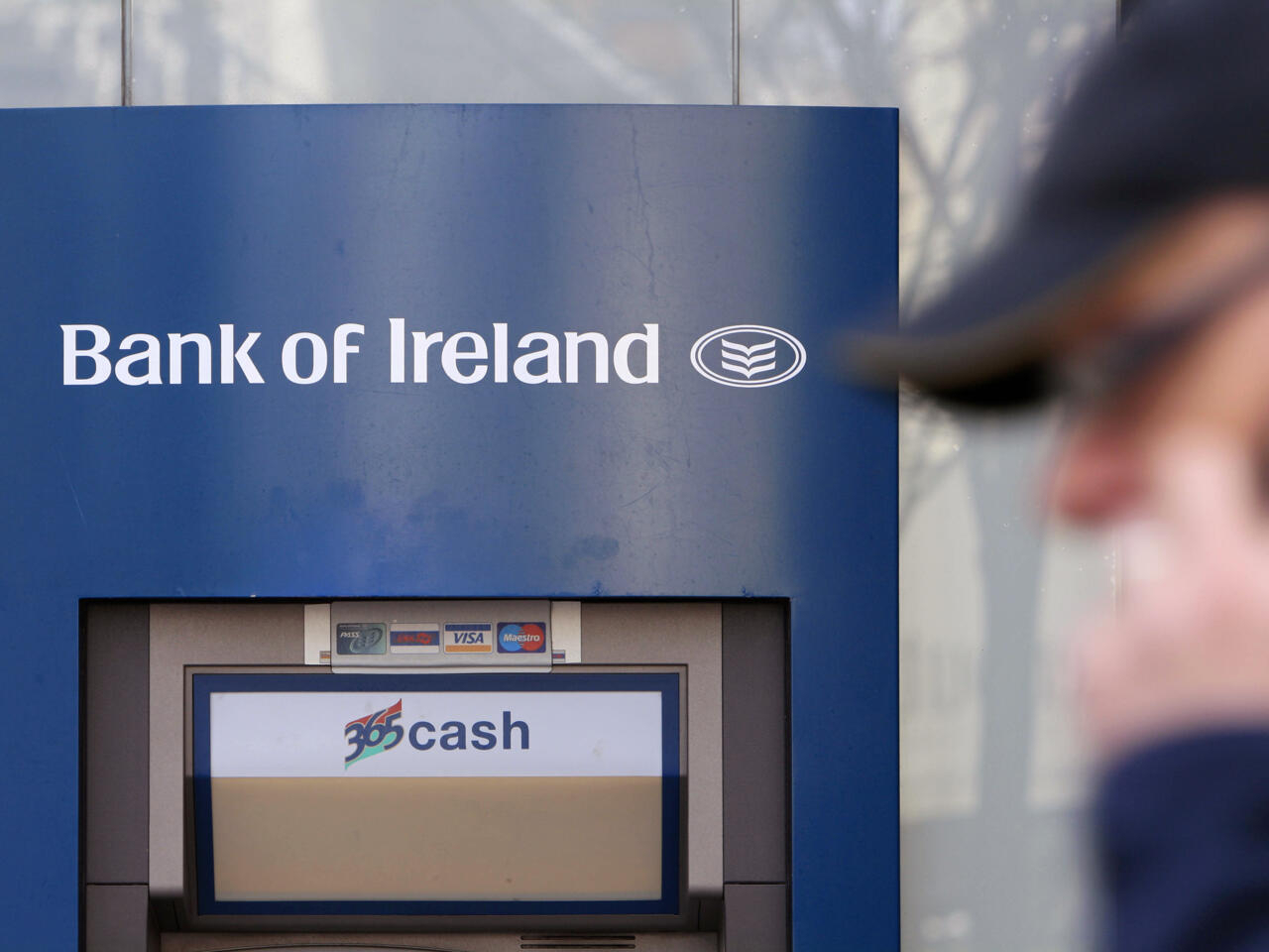 Bank of Ireland IT glitch causes police officers to be deployed at ATMs