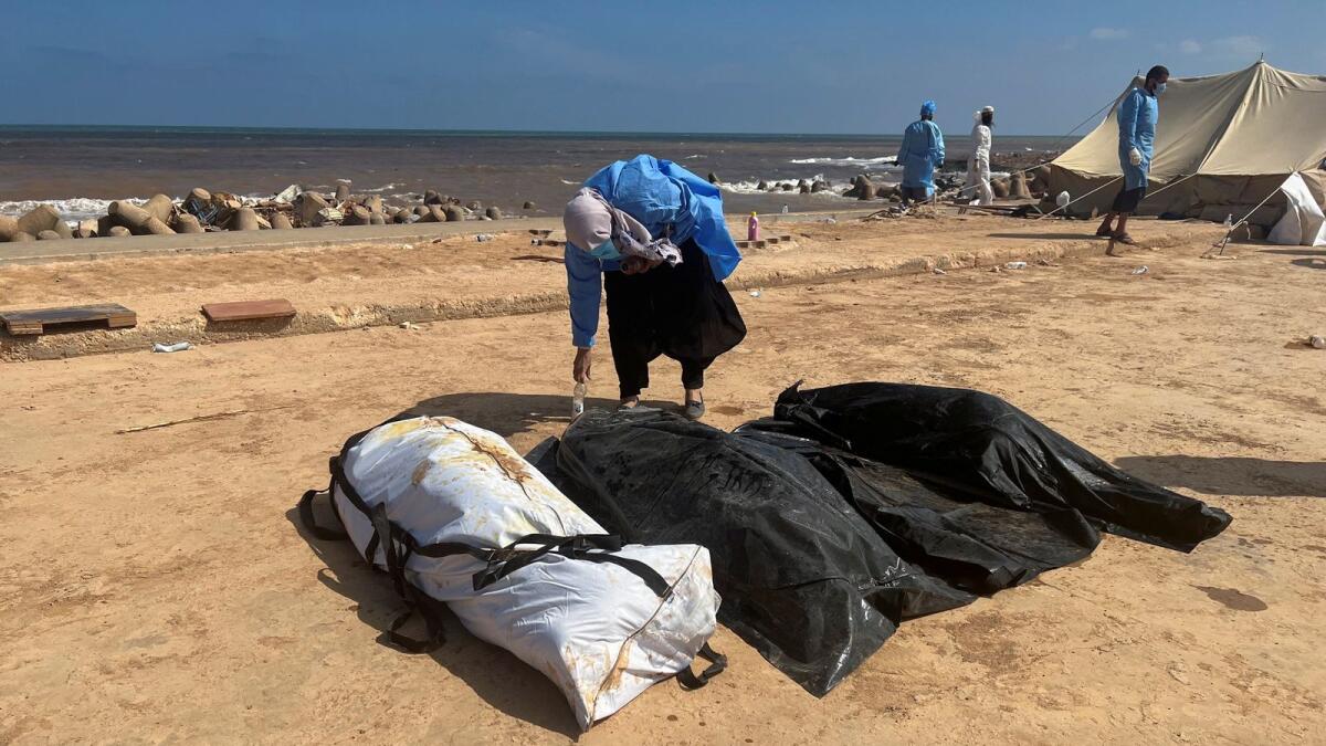 Hundreds of dead bodies found on Libya beach by Maltese rescue team