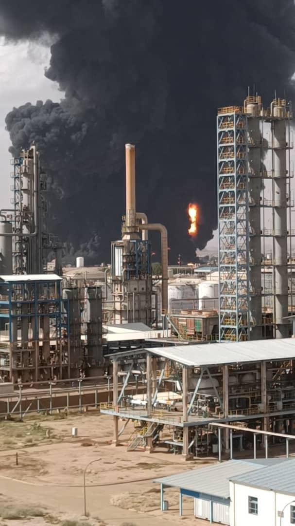 Warring parties in Sudan exchange blame over oil refinery blaze