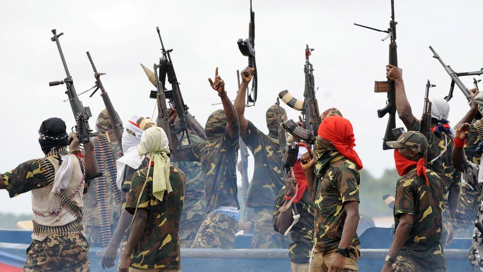 Nigeria gunmen kill 25 in village raids, targeting vigilantes