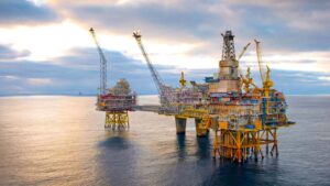 Oil prices hold steady as US and Iran pursue peace talks