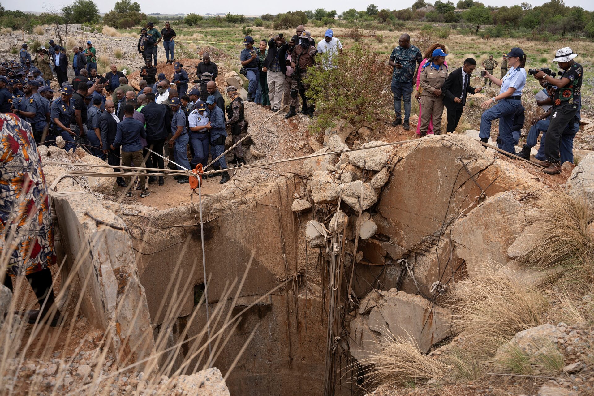 Seven miners killed in Zimbabwe gold shaft tragedy