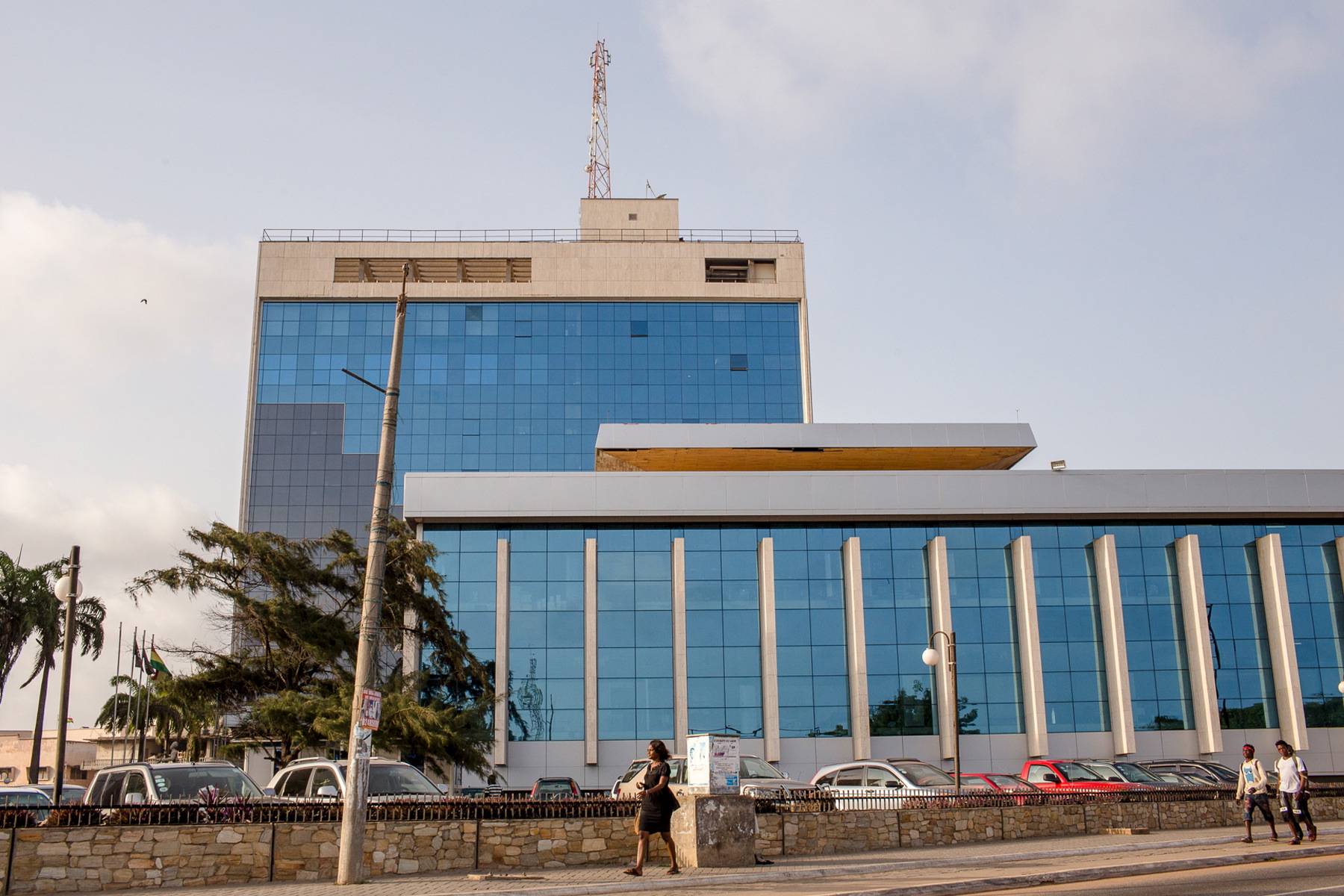 Ghana’s Central Bank governor says inflation remains too high
