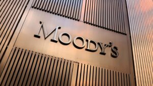 Moody’s turns South Africa outlook positive on reforms
