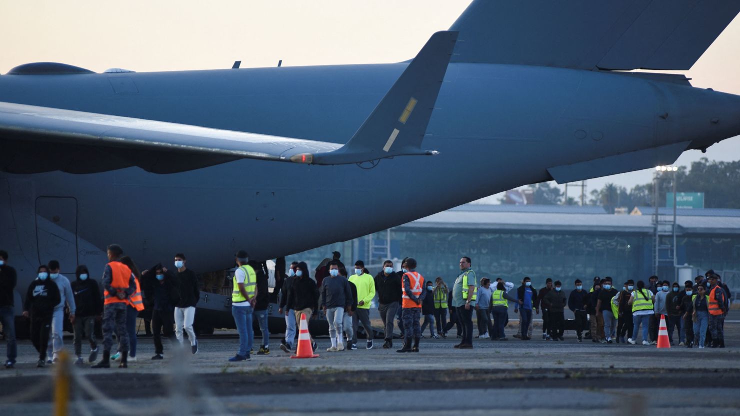 Rwanda gets first migrants deported from the US under new deal