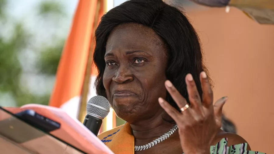 Simone Gbagbo makes the ballot as Ivory Coast bars key rivals
