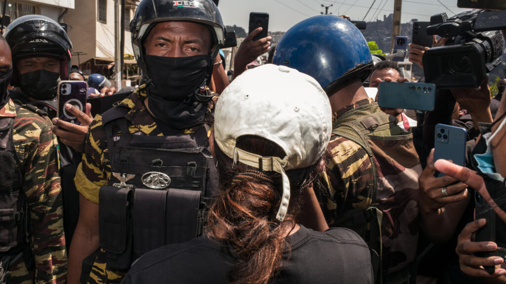 ‘Rajoelina Out’: protests spread across Madagascar