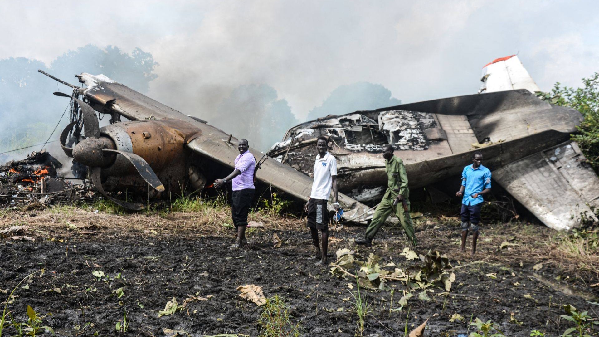 Food aid plane crashes in South Sudan leaving three dead