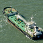 Somali pirates hijack oil tanker near Mogadishu coast