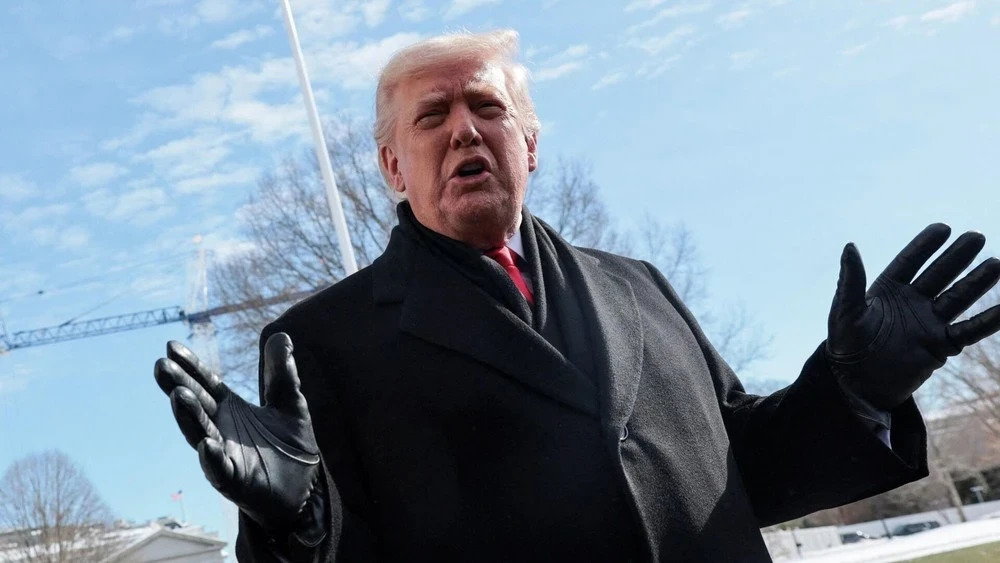 Trump rejects truce extension as US seizes Iranian tanker