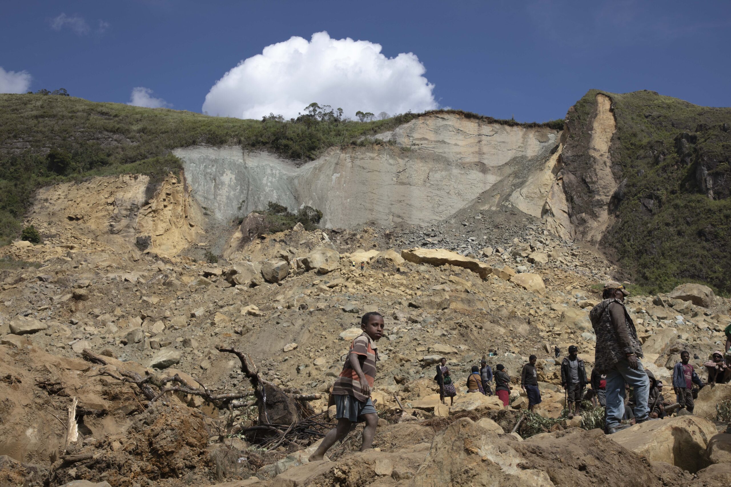 Landslide in Equatorial Guinea kills mother and six children