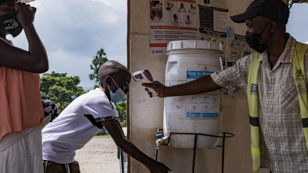 UK scientists race to develop vaccine for rare Ebola strain in Congo