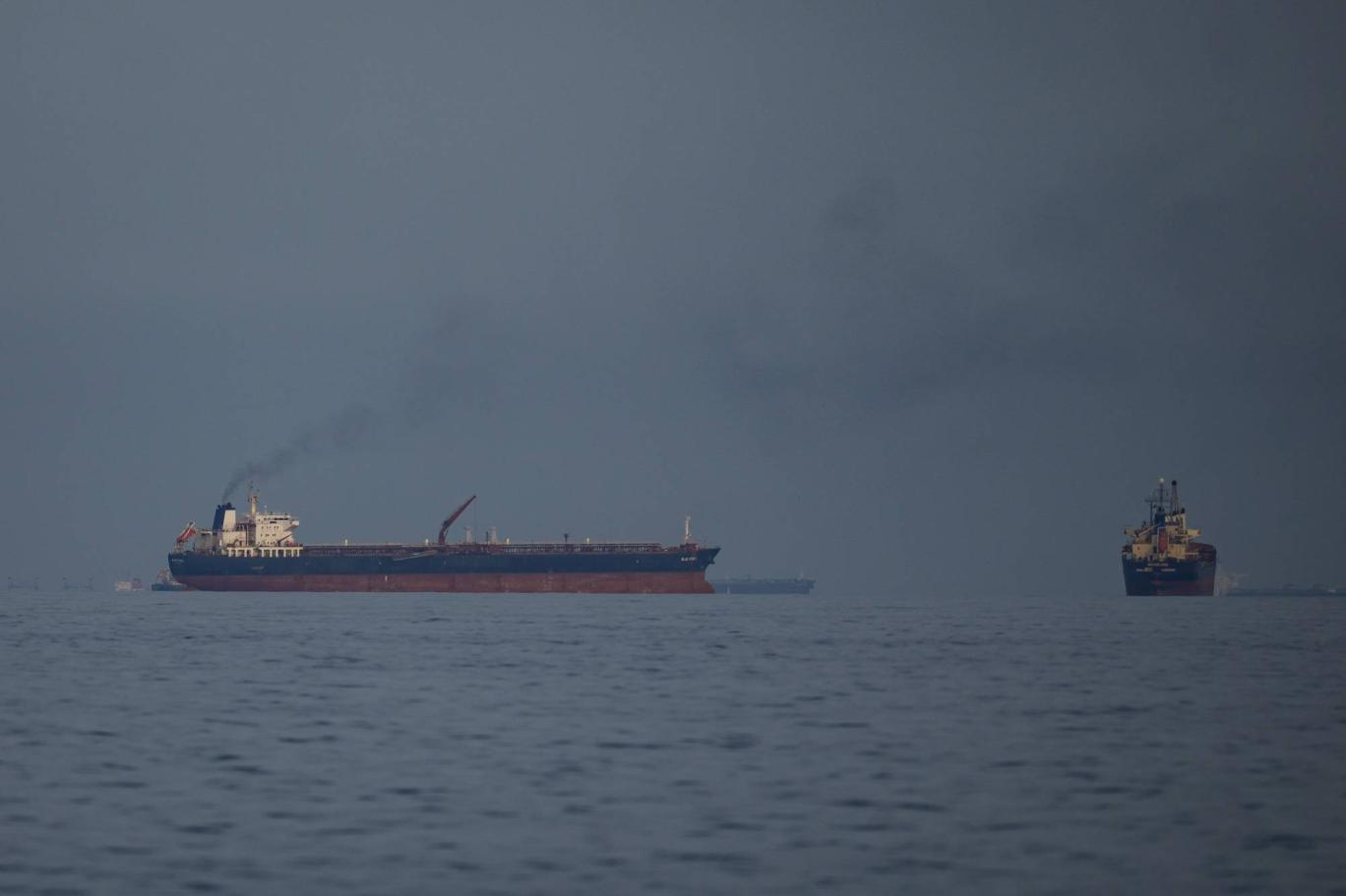 Trump says no rush for Iran deal as US blockade remains