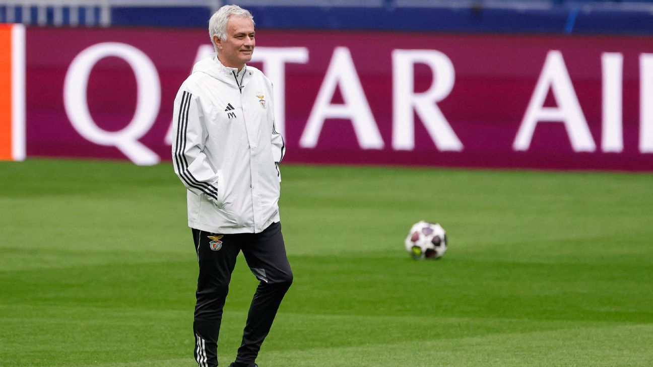 Jose Mourinho returns to Real Madrid on a three-year deal