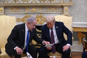 Trump and Netanyahu weigh ‘land blockade’ on Iran