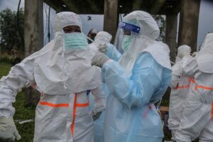 China dispatches new medical team as DR Congo Ebola deaths top 400