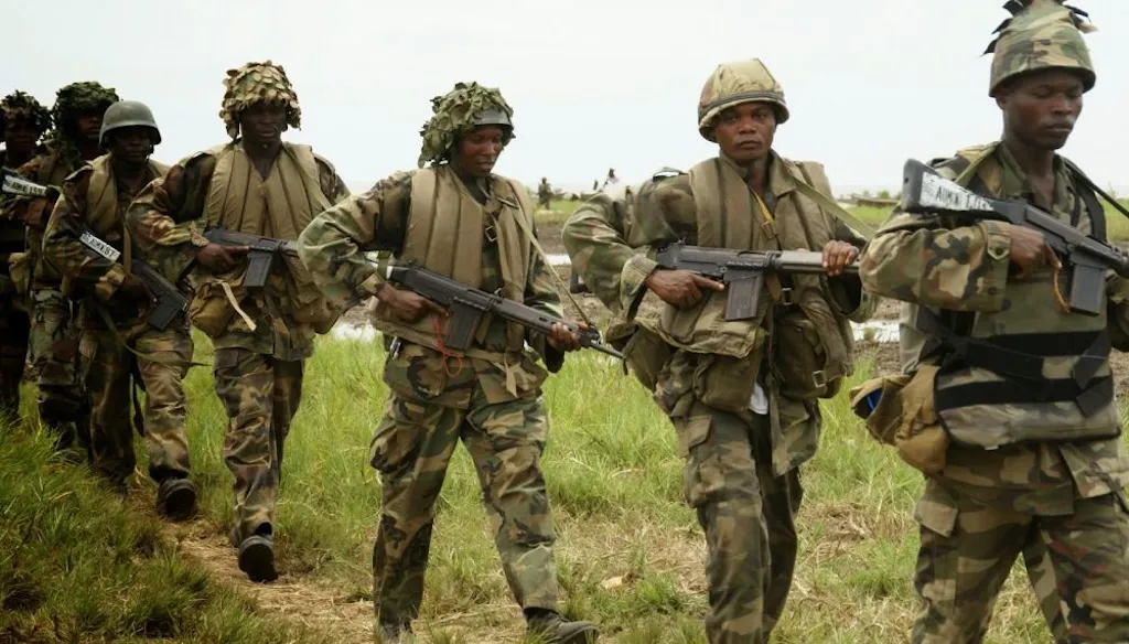 Nigerian soldiers discover shallow grave of killed local leader