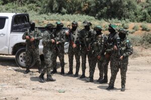 Israeli army working closely with anti-Hamas factions in Gaza: Haaretz