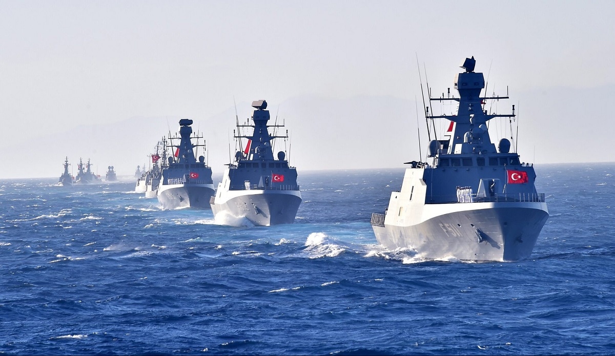 Turkish navy, Somali troops free hijacked cargo vessel off Somalia