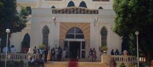 Mutinous soldiers attack airport and presidency in Niger